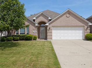 5928 Silver Sage Ln, Grand Prairie, TX 75052