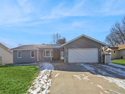 9716 Horton Ave, Urbandale, IA, 50322