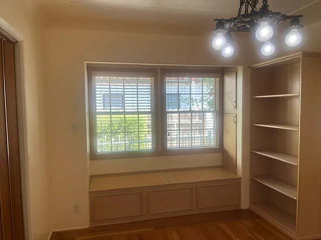 2 bed, 1161 sqft, $3,700 — Photo 4