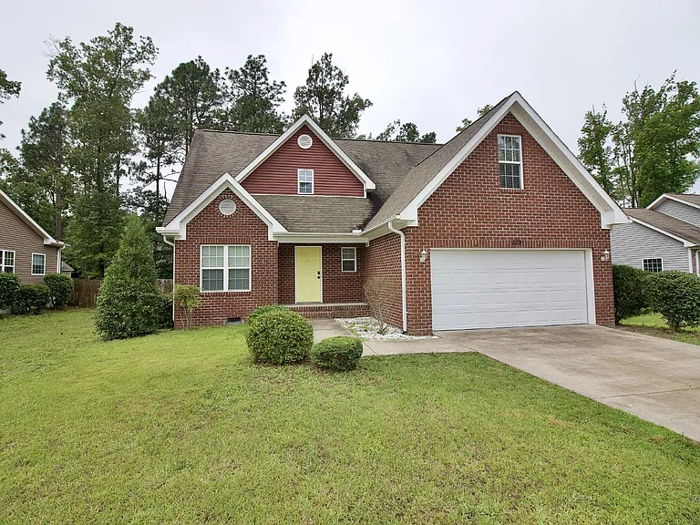 129 Lori Ln — Photo 2