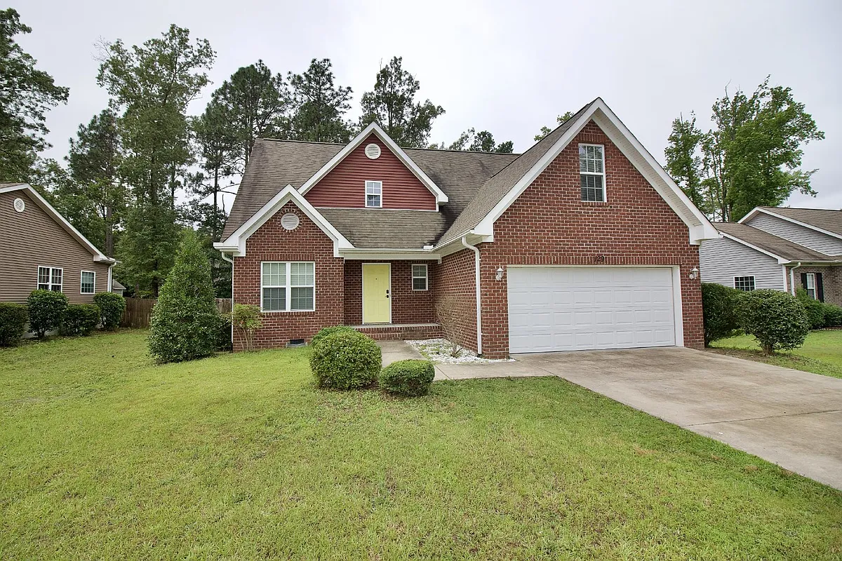 Building Photo - 129 Lori Ln