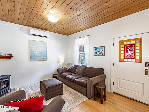 5th image of 150 Main St