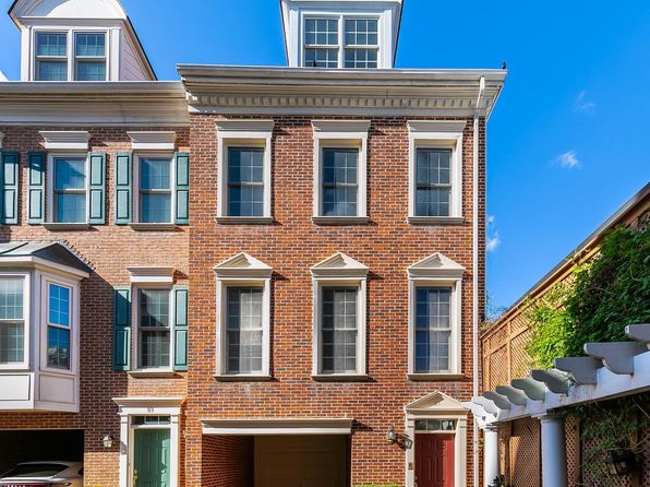 311 Hearthstone Mews, Alexandria, VA 22314