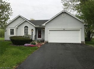 150 Livingston Cir NW, Warren, OH