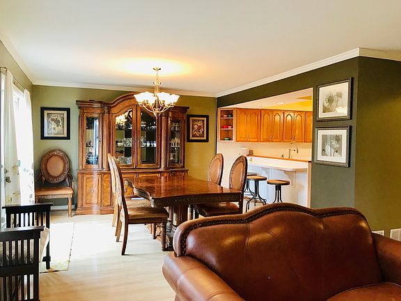 4th image of 16755 Westwind Dr