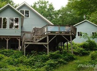 5708 E Deer Rd, Fountain, MI 49410