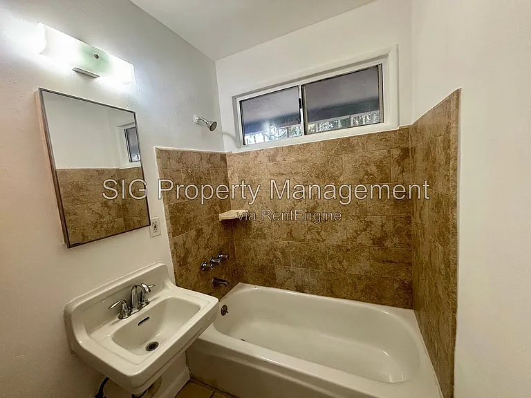 13226 Maclay St #5 — Photo 8