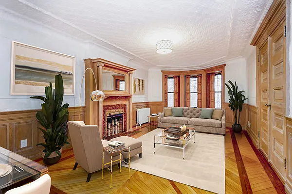 Sold by Avenue Sotheby's International Realty | media 18