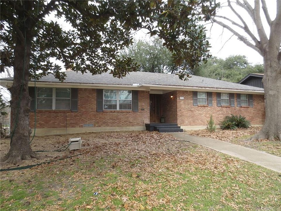 1st image of 8921 Sweetwater Dr