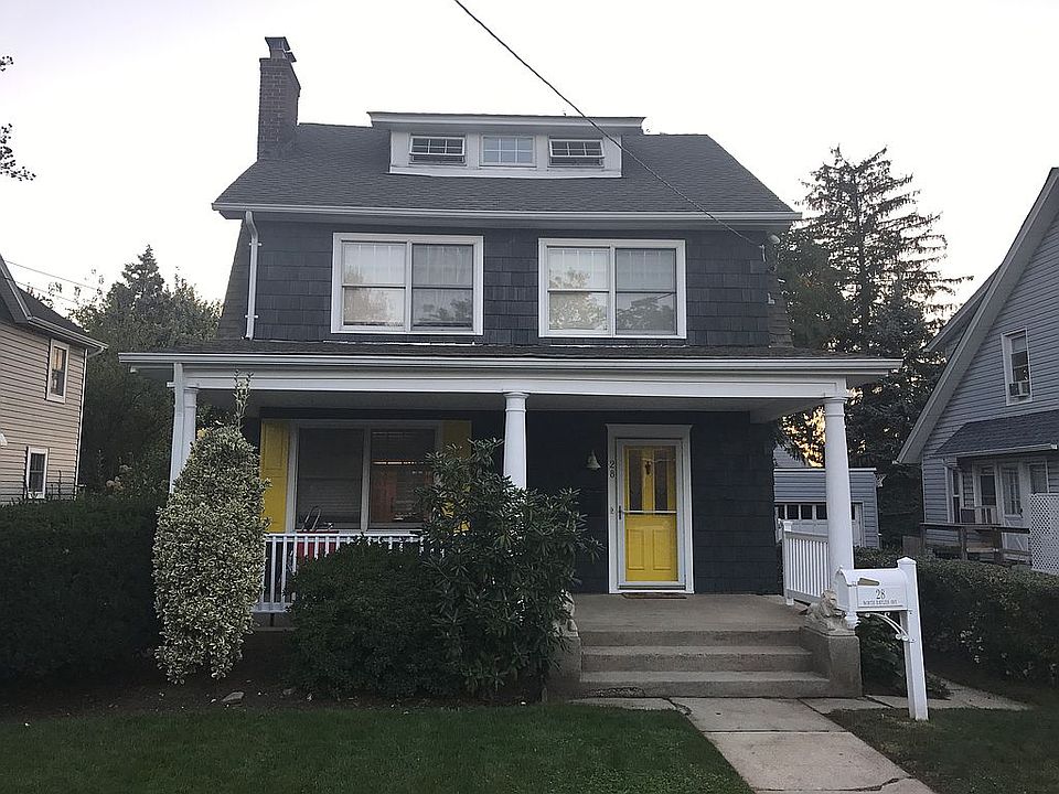 1st image of 28 N Bayles Ave