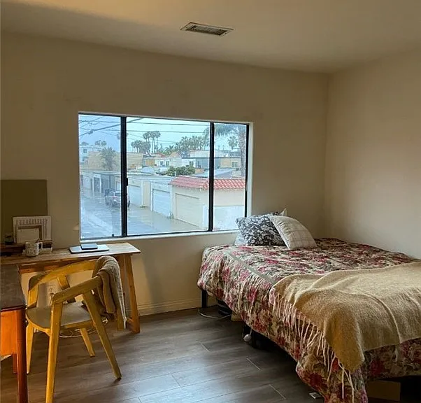 608 Olive Ave #608 — Photo 2
