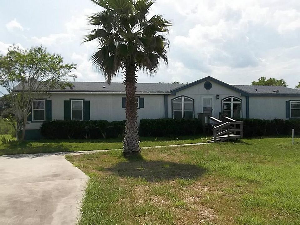 1st image of 13910 Amanda Dr