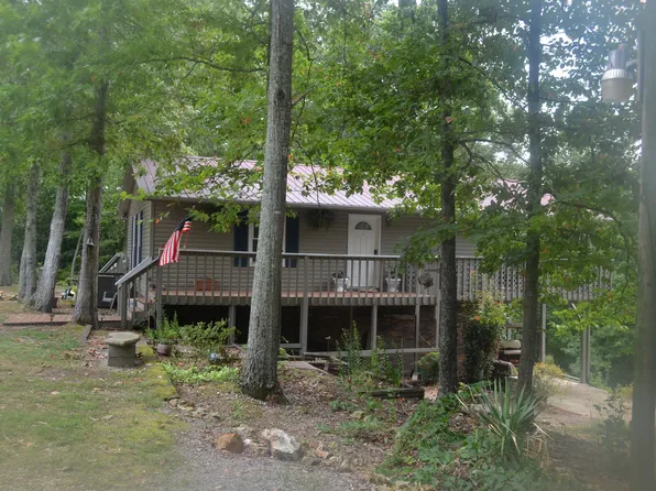 2411 Preston Island Cir, Scottsboro, AL 35769