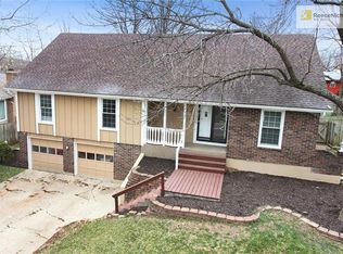 920 SW 19th St, Blue Springs, MO 64015