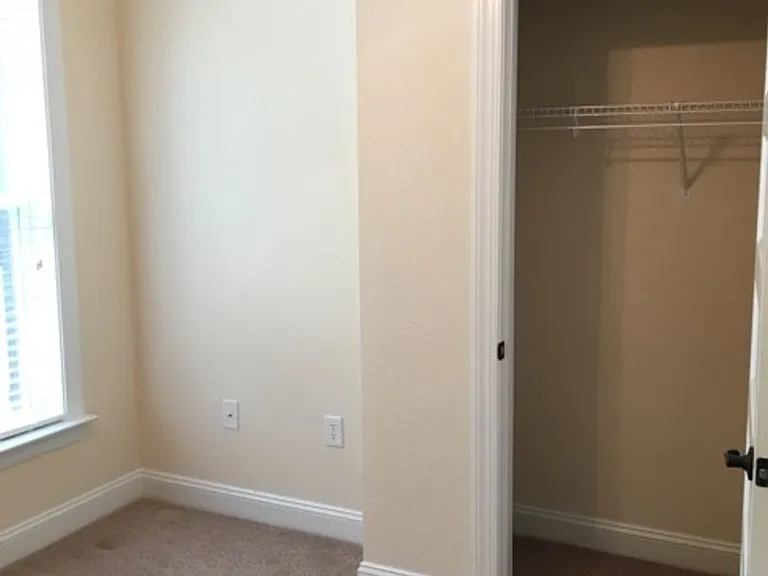 Briton Trace Apartments — Photo 62