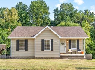 219 Senator Dr, Clarksville, TN 37042