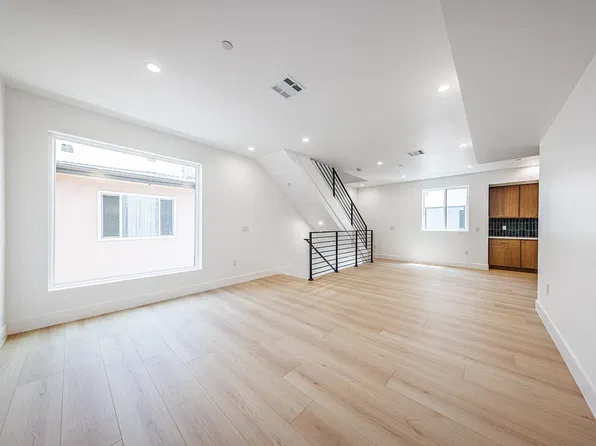 1065 1/2 S Corning St, Los Angeles, CA 90035
