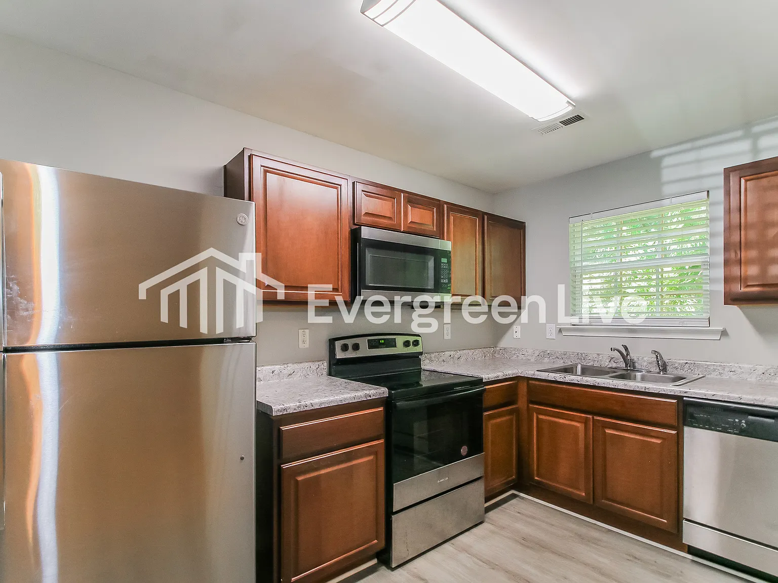 2 bed, 2.5 bath, 1340 sqft, $1,745 — Photo 4