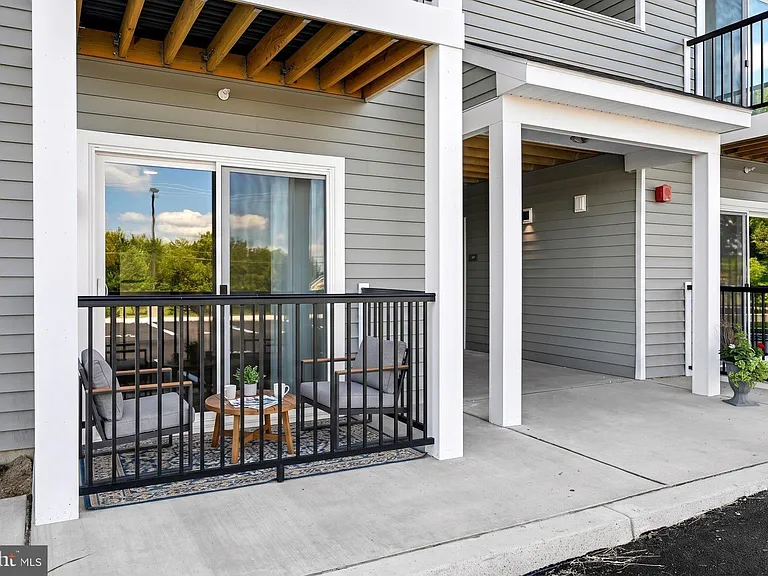 1000 Colby Ln #1101 — Photo 40
