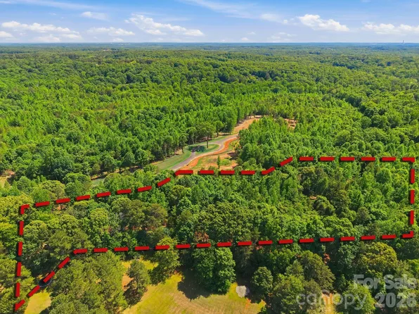 5833 Bentley Ridge Dr #9, Davidson, NC 28036