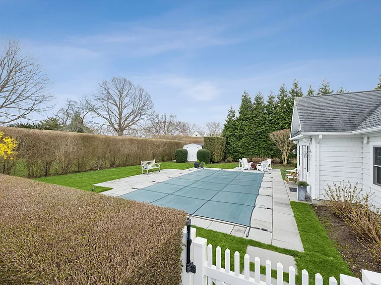 106 Powell Ave — Photo 22