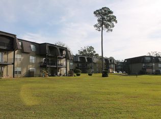 233 Riverbend Dr #233, Mobile, AL 36605