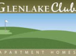 32 W Pebble Beach Cir APT 102, Glendale Heights, IL 60139