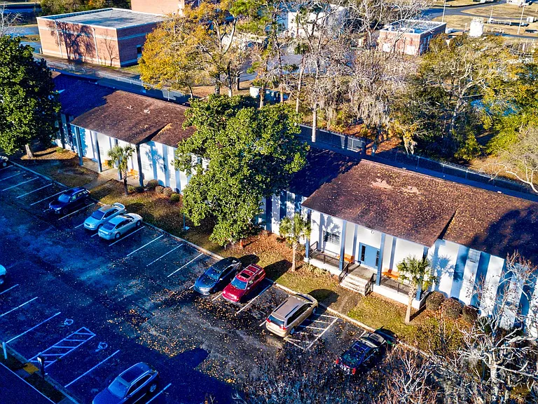 Residences at Cooper Bend — Photo 1