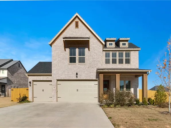 1406 George Robbins Ln, Cave Springs, AR 72718