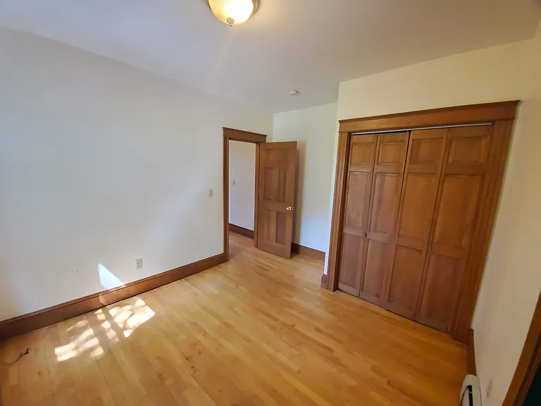 233 Valley St #1 — Photo 4