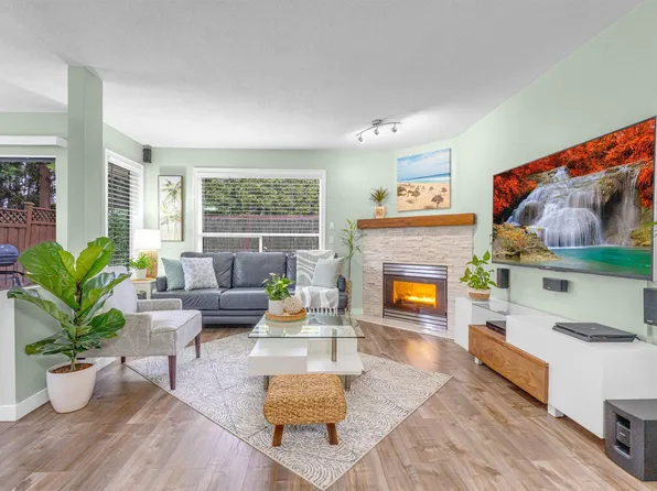 10130 155th St #28, Surrey, BC V3R 0R6