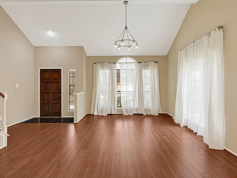 3510 Honey Creek Dr — Photo 5