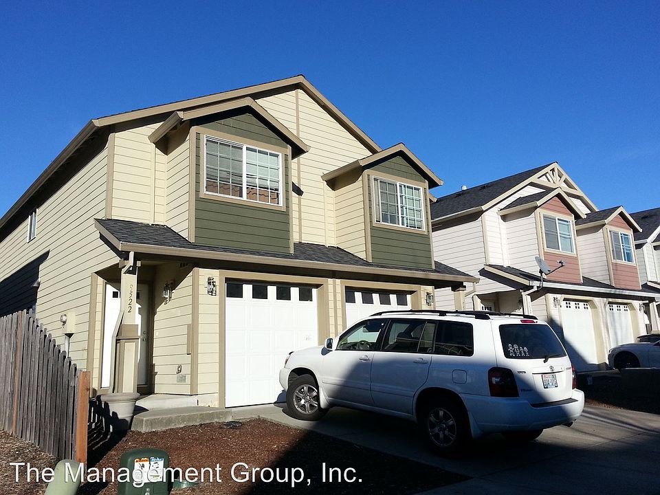 1st image of 9522 NE 73rd Cir