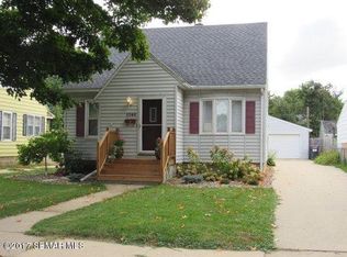 1046 4th Ave SE, Rochester, MN 55904