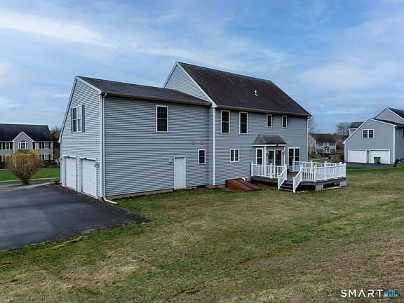 4th image of 63 Old Cider Mill Road
