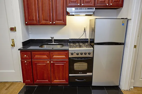 Rented by Gatsby Enterprises, LLC | media 10