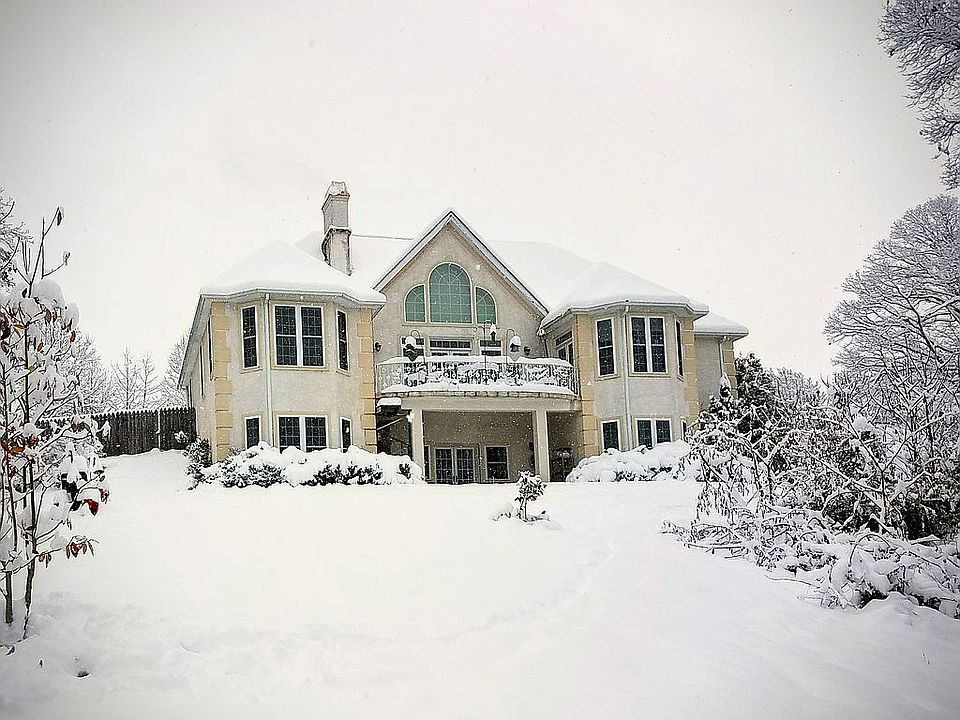1st image of 630 Sunny Dr