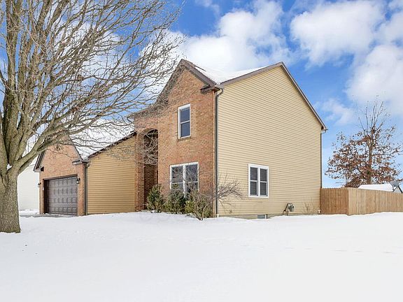 2nd image of 3656 Lake Albert Way