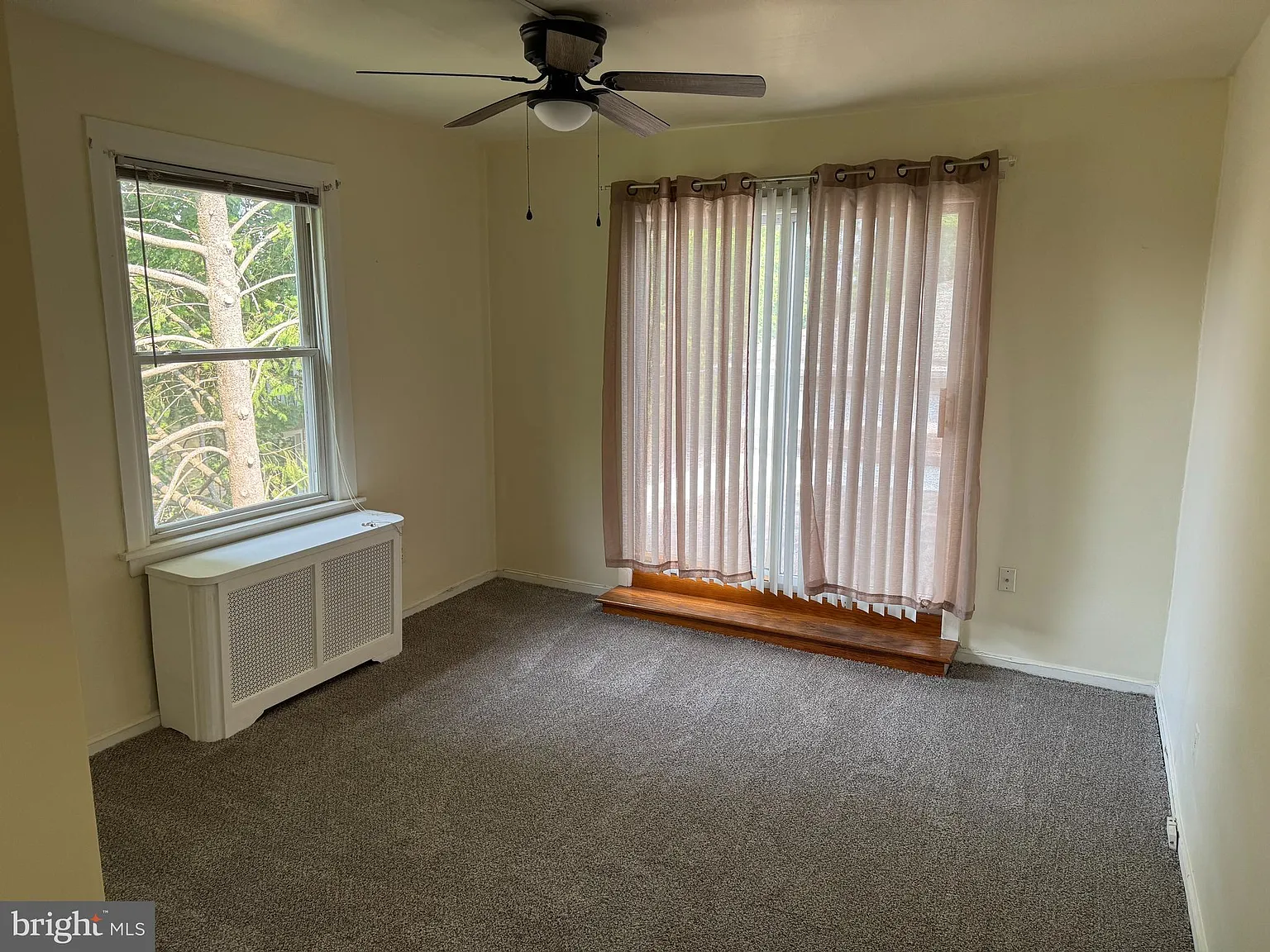 2 bed, $1,600 — Photo 4
