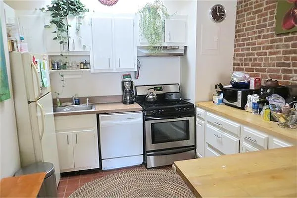 Rented by Maz Group NY | media 13