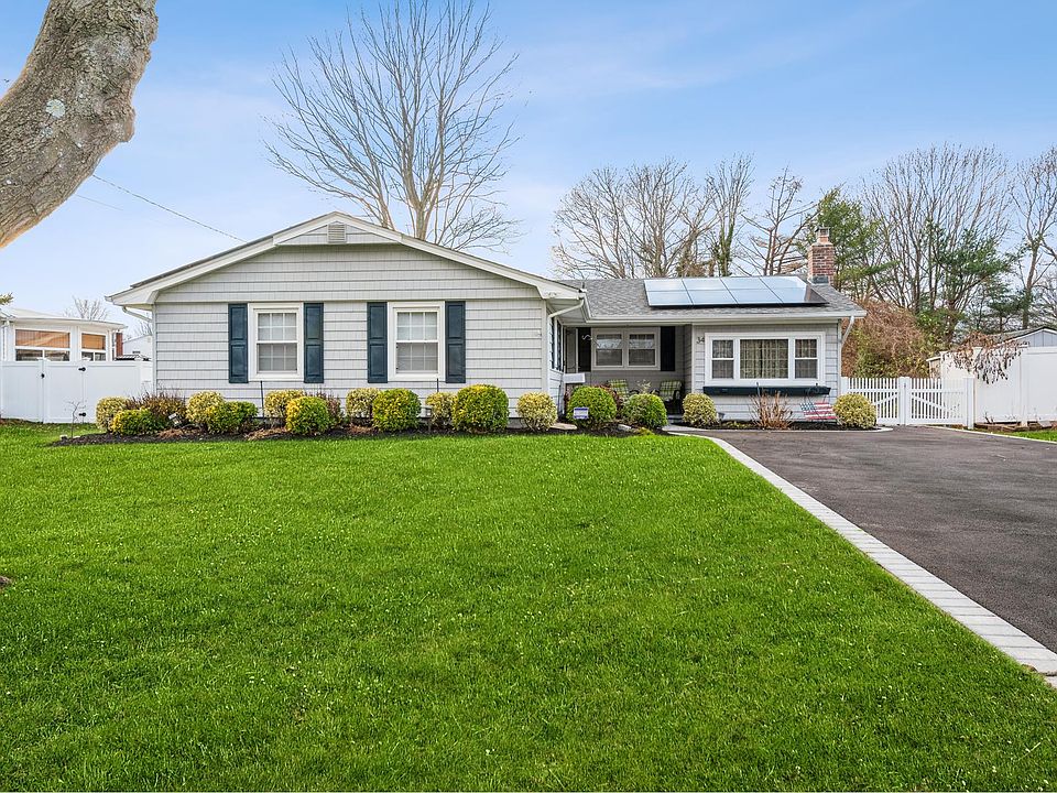 1st image of 34 Harp Ln