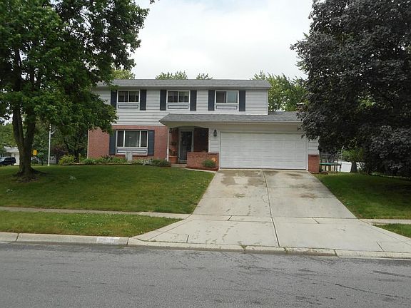 2nd image of 2690 Parlin Dr