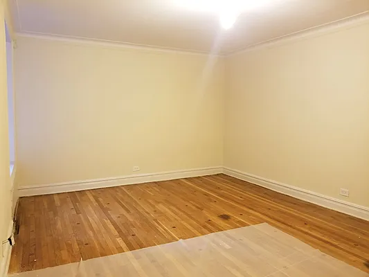 Rented by Max & Associates Realty Corp | media 9