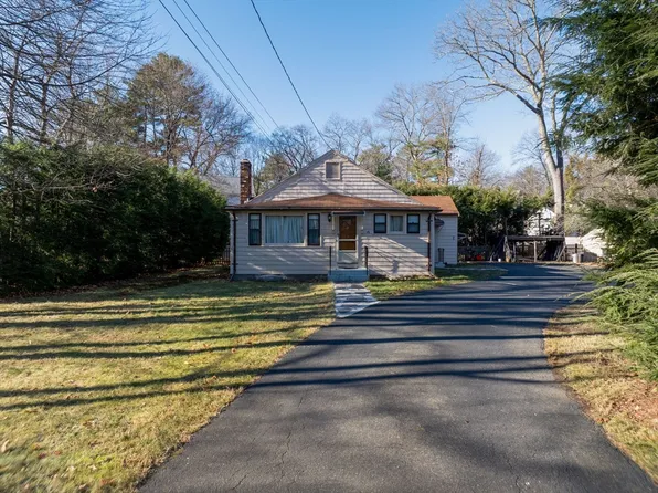 46 Upson Rd, Wellesley, MA 02482