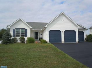 935 Boxwood Dr, Smyrna, DE 19977