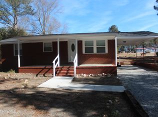 120 Hillview St, Candor, NC 27229