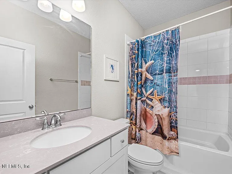 71 Lansing Ct — Photo 44