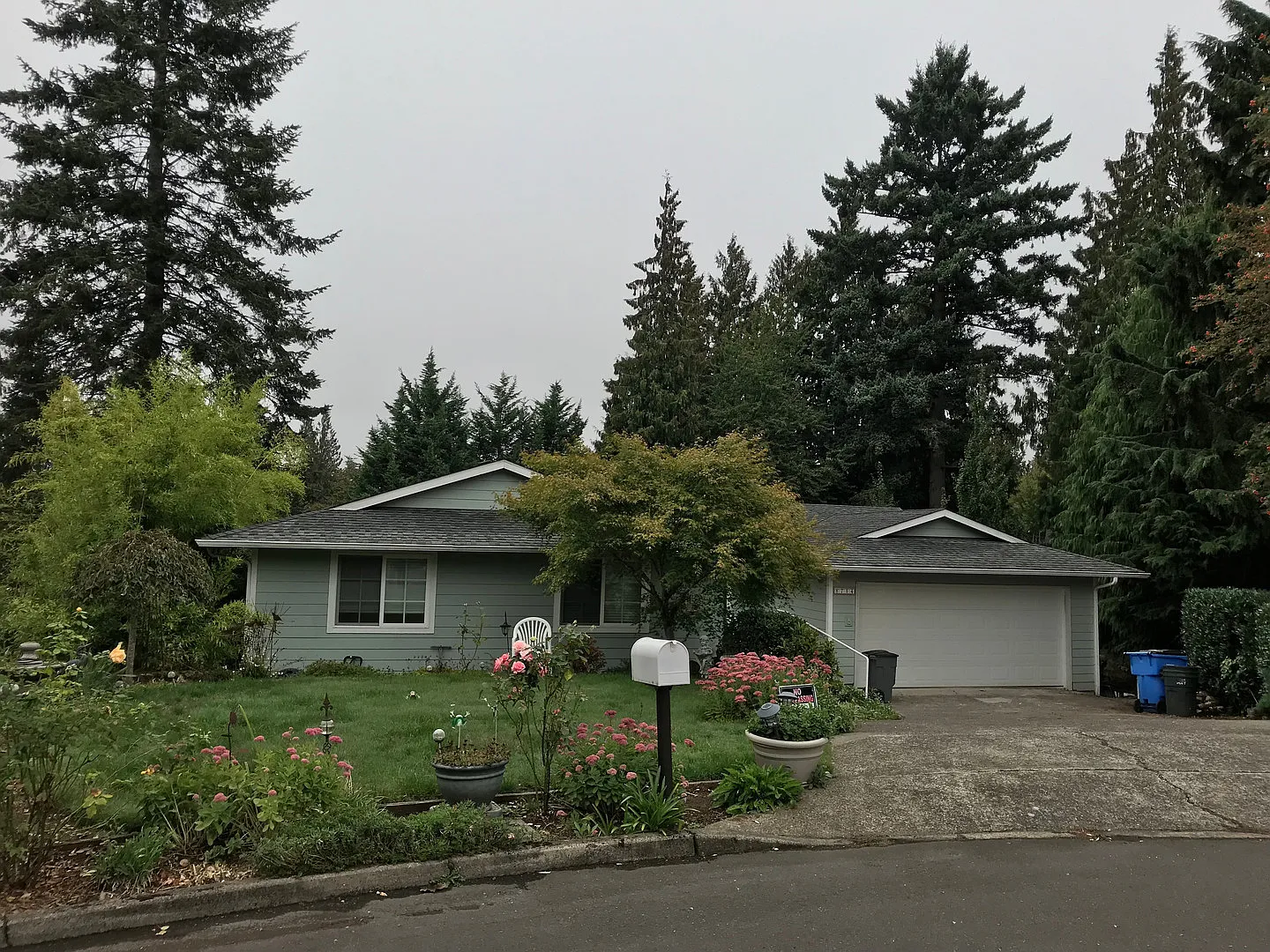 Completely Remodeled Garrison Heights Home for Lease - 8714 NE 13th St — Photo 2
