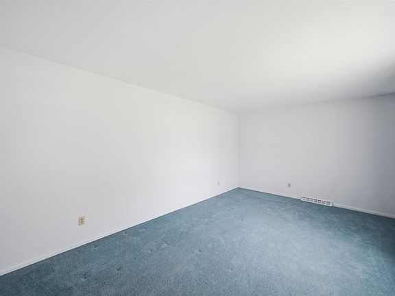 5th image of 1404 E Glen Ave