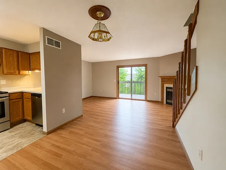 220 Country Ct #1 — Photo 3